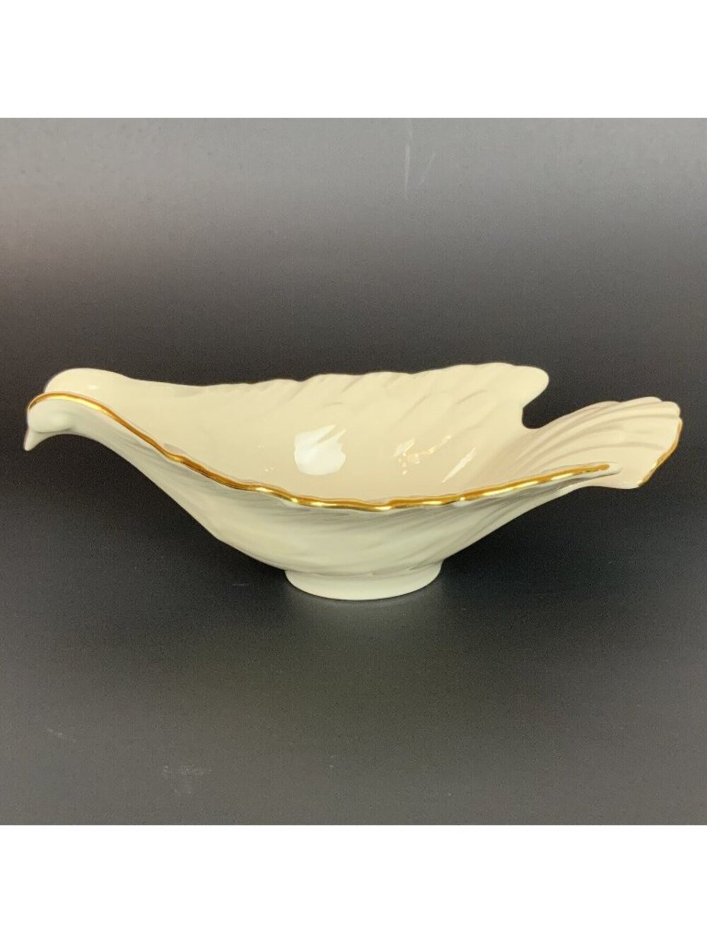 Lenox Ivory Dove Shaped Candy Nut Dish With 24kt Gold Trim Elegant Design